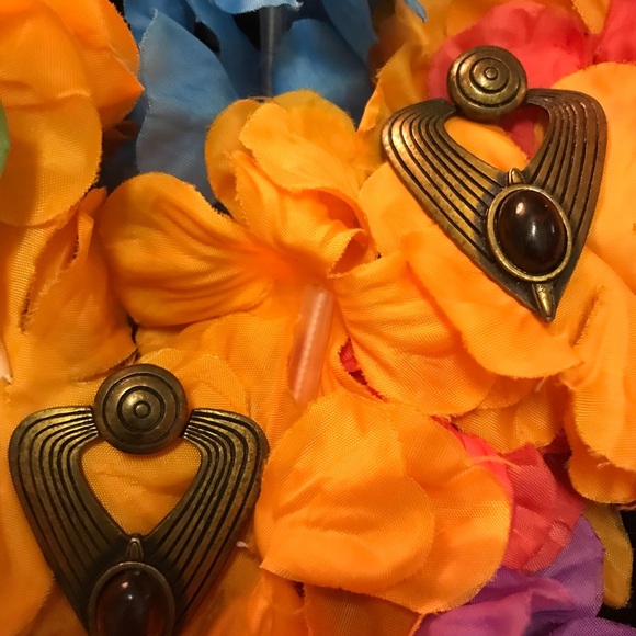 Earrings - Picture 12 of 16